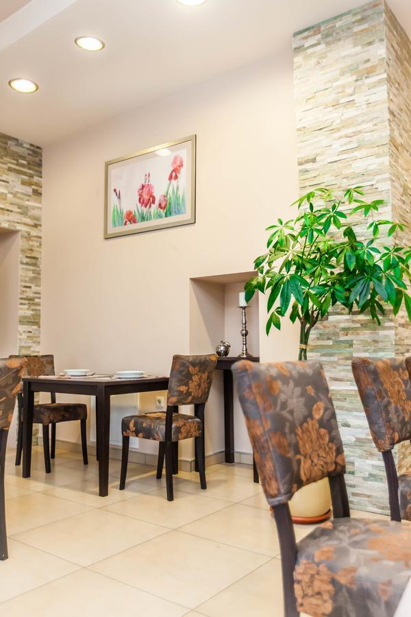 Hotel Petrijevci Bizovac Exterior photo